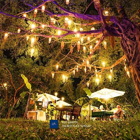 Devi Kampot Resort At Phum Kampot Esterno foto
