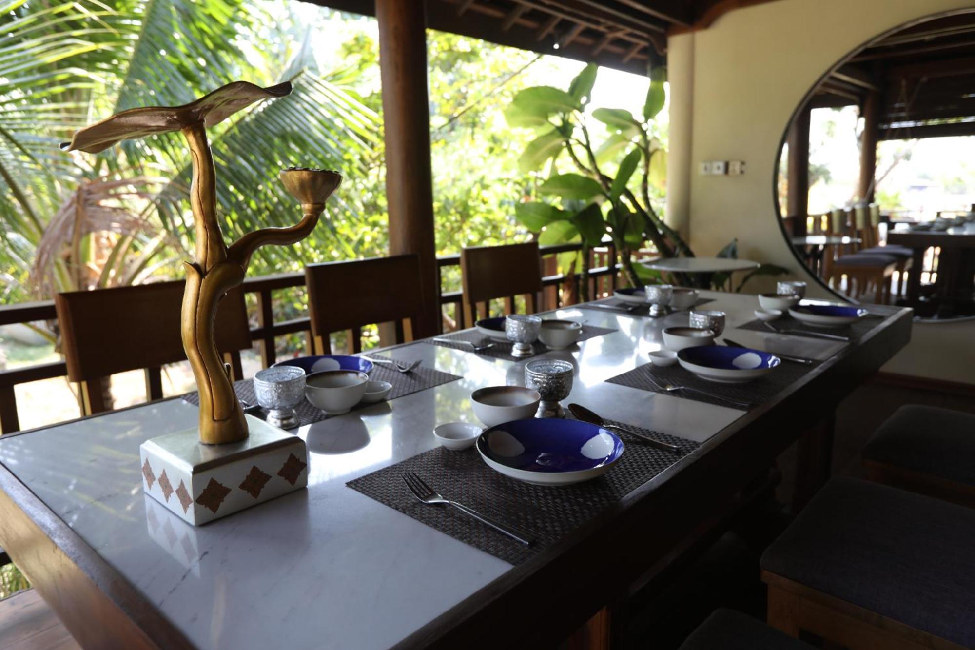 Devi Kampot Resort At Phum Kampot Esterno foto