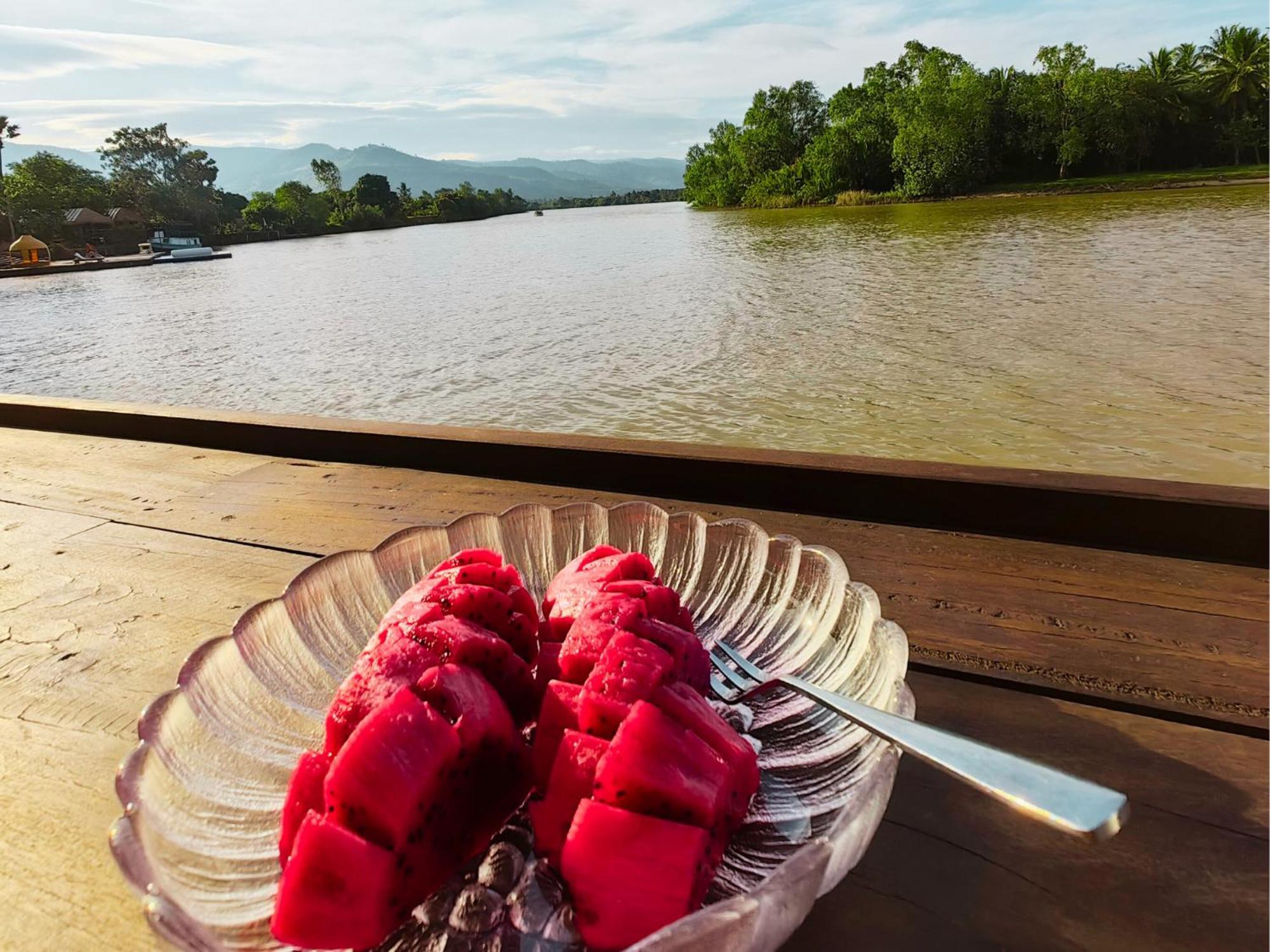 Devi Kampot Resort At Phum Kampot Esterno foto