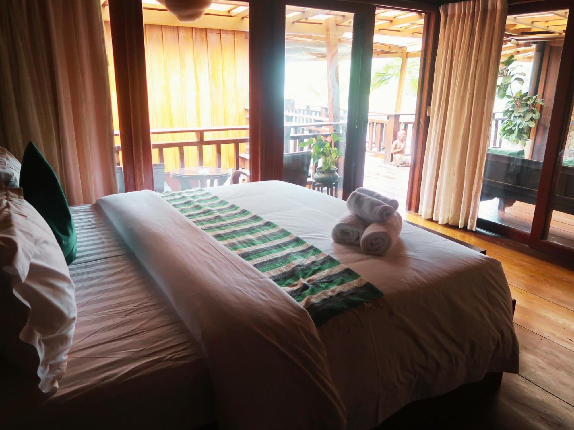 Devi Kampot Resort At Phum Kampot Esterno foto