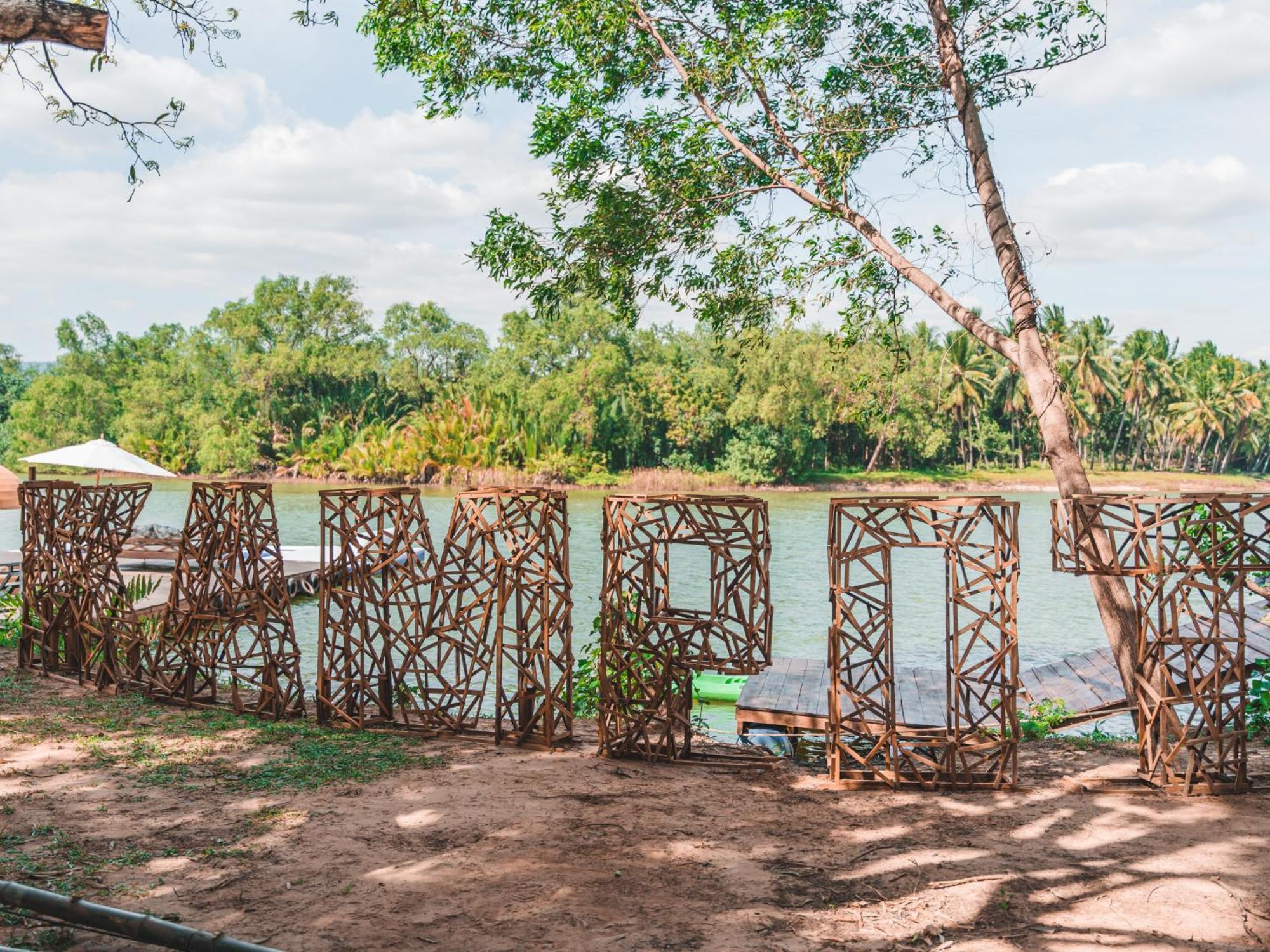 Devi Kampot Resort At Phum Kampot Esterno foto